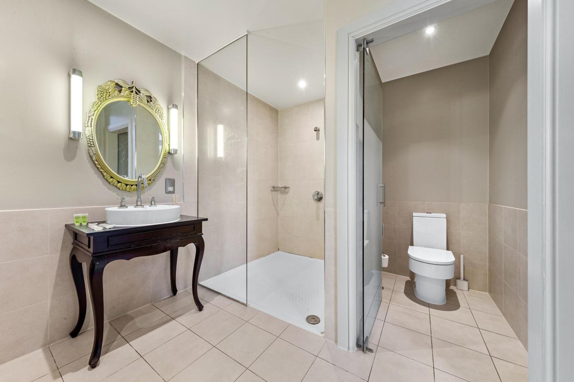 Harte & Garter Apartment Уиндзор Екстериор снимка