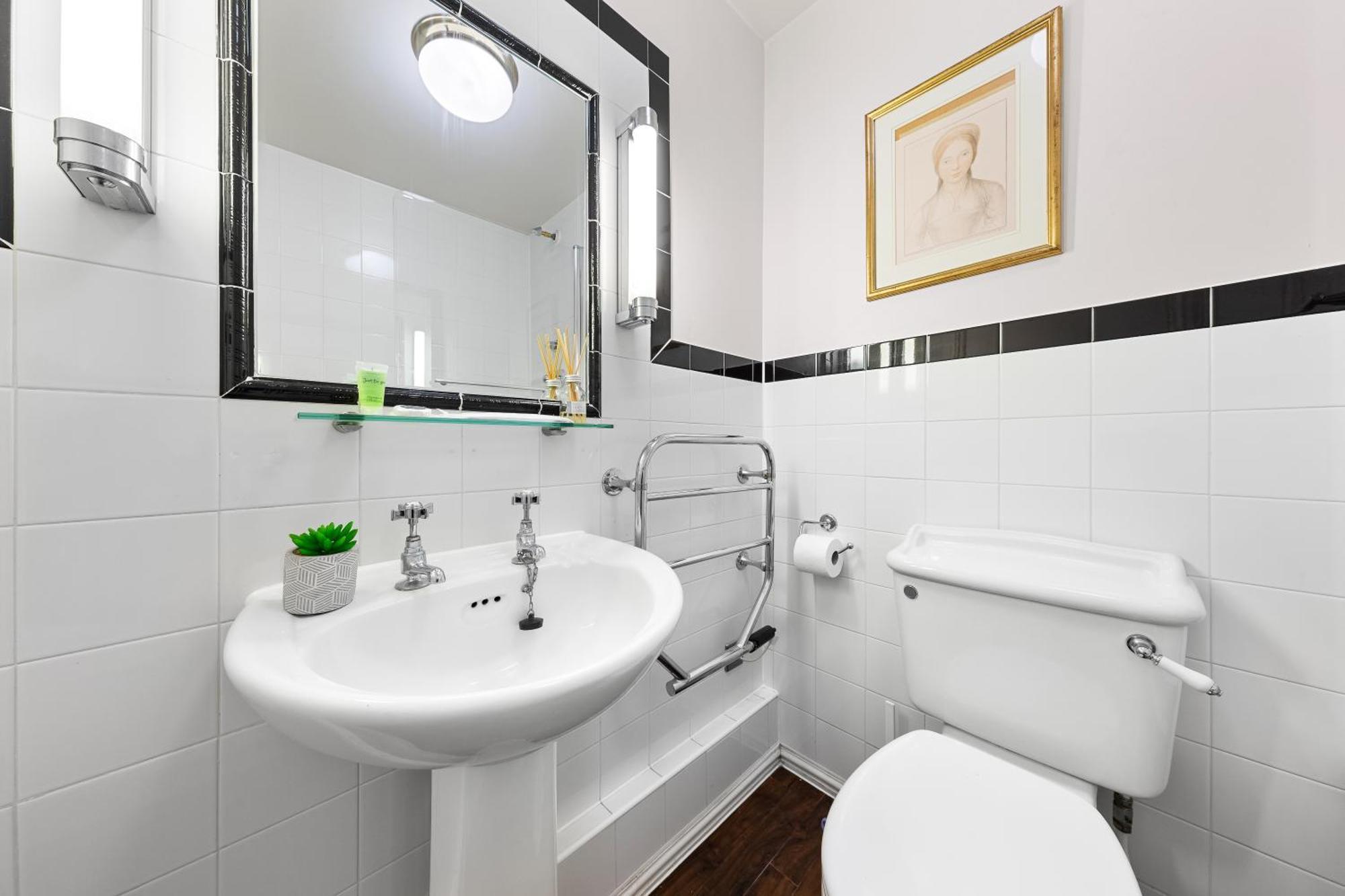 Harte & Garter Apartment Уиндзор Екстериор снимка