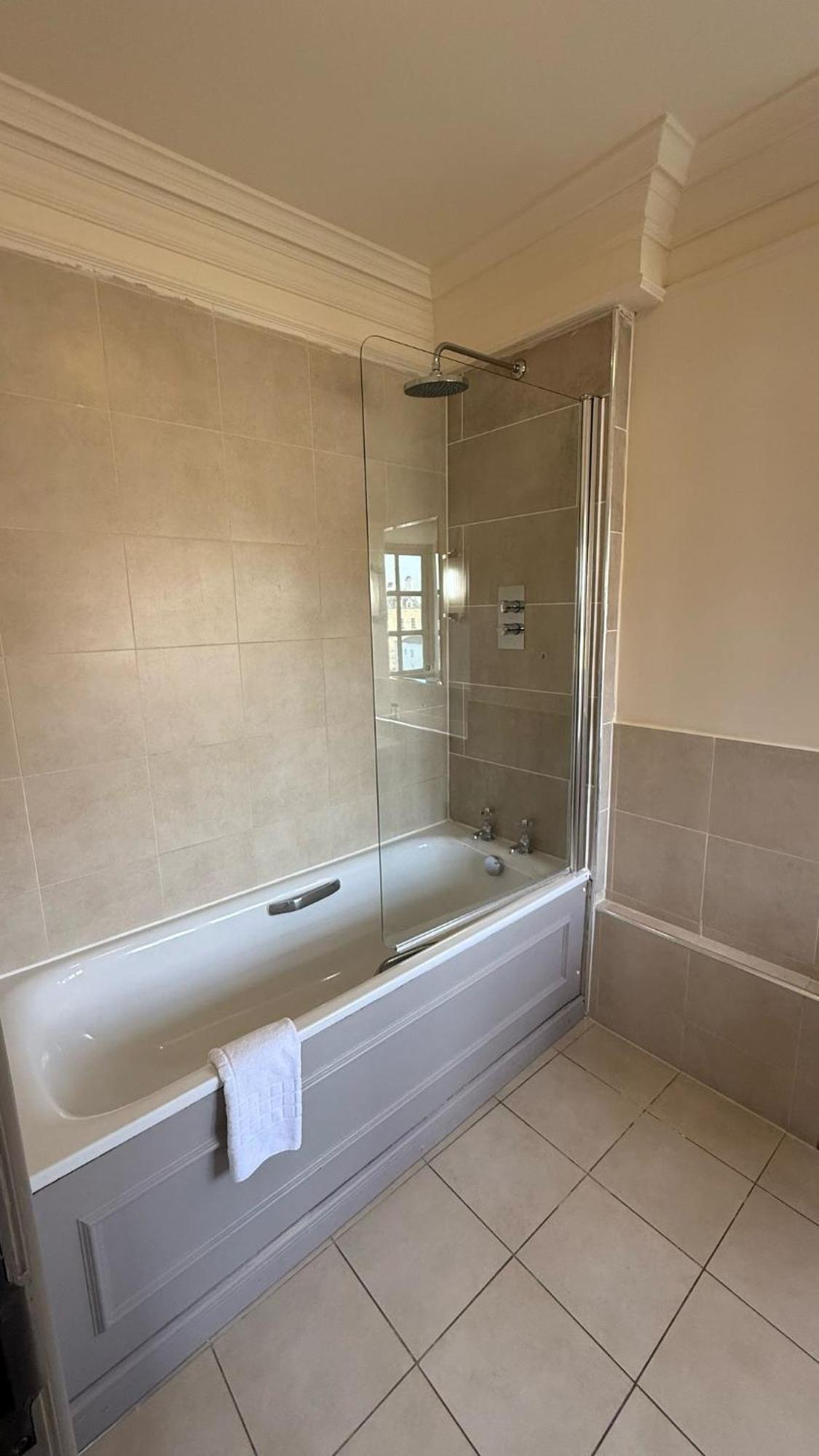 Harte & Garter Apartment Уиндзор Екстериор снимка